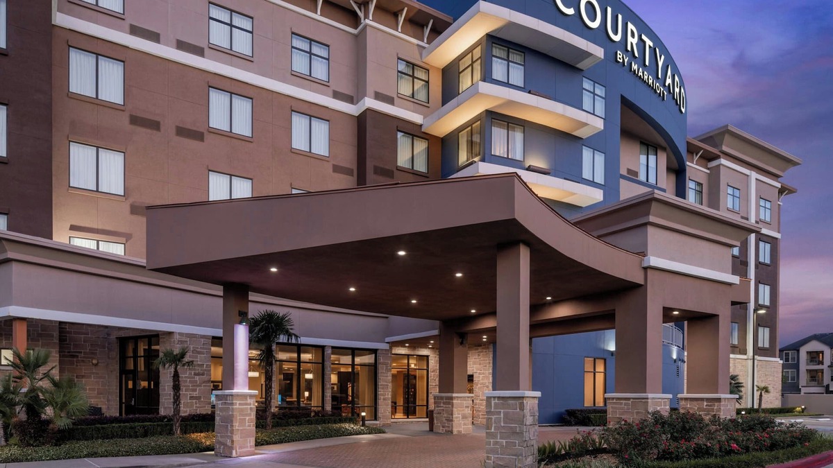 Kingwood Hotel | Courtyard Houston Kingwood