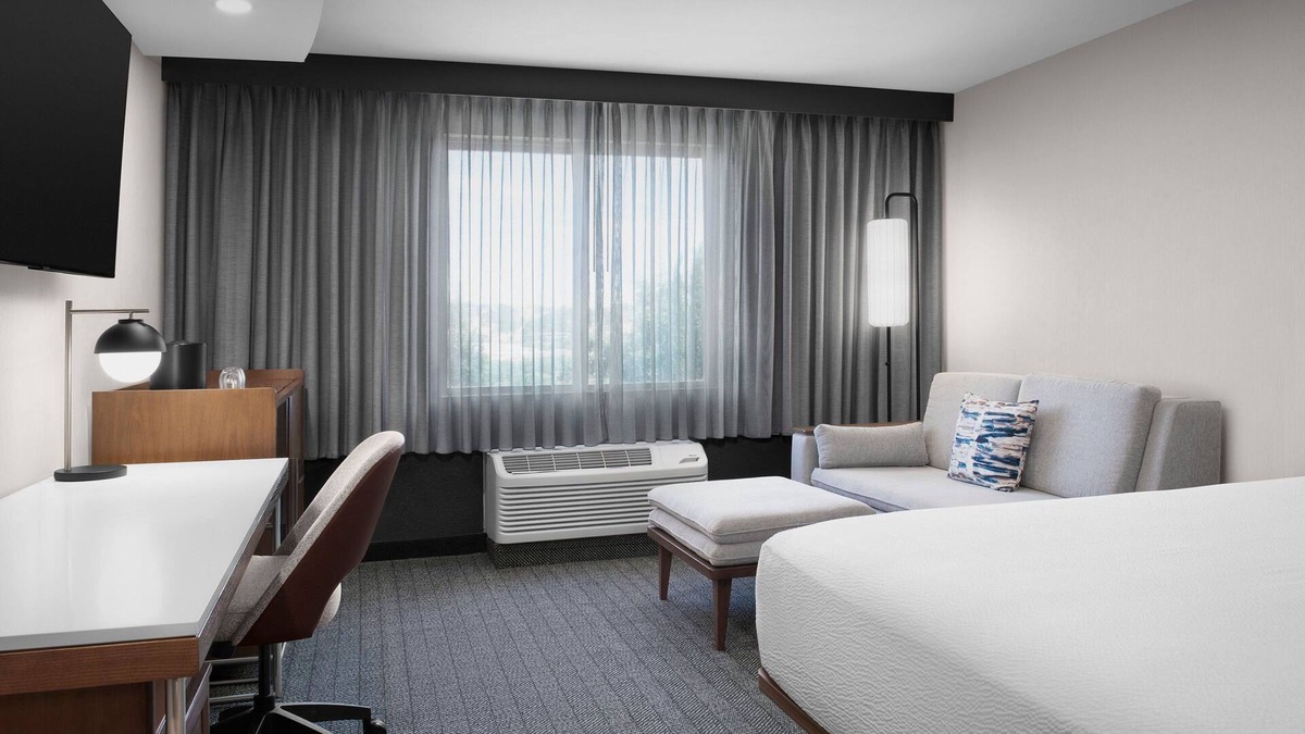 Paso Robles Hotel | Courtyard Marriott Paso Robles