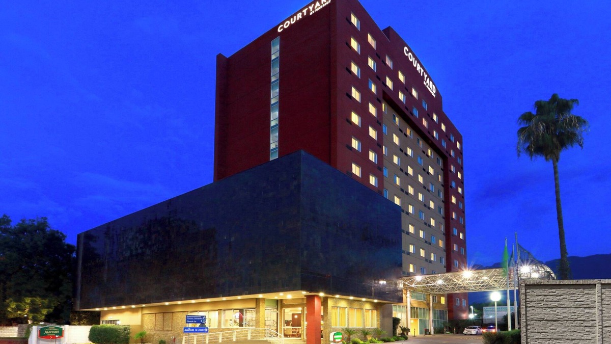 Monterrey Hotel | Courtyard Monterrey San Jeronimo/Valle