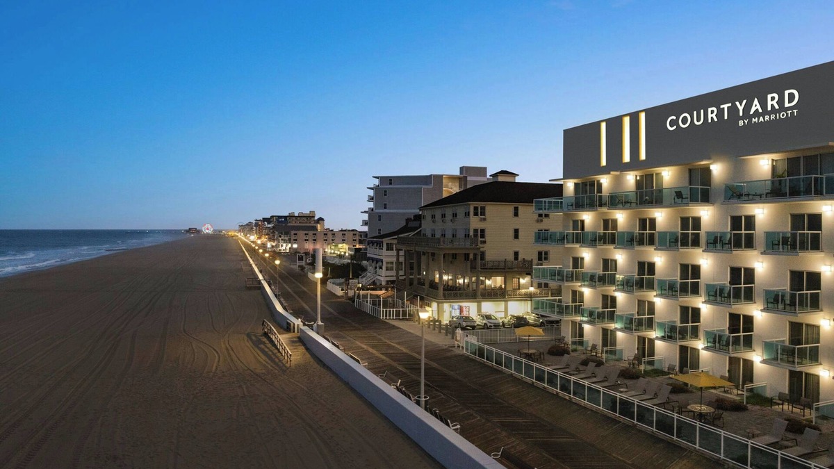 Ocean City Hotel | Courtyard Ocean City Oceanfront