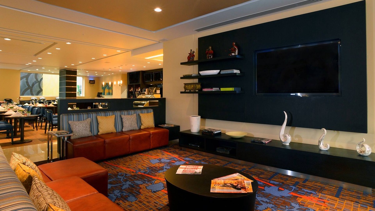 Toluca Hotel | Courtyard Toluca Tollocan