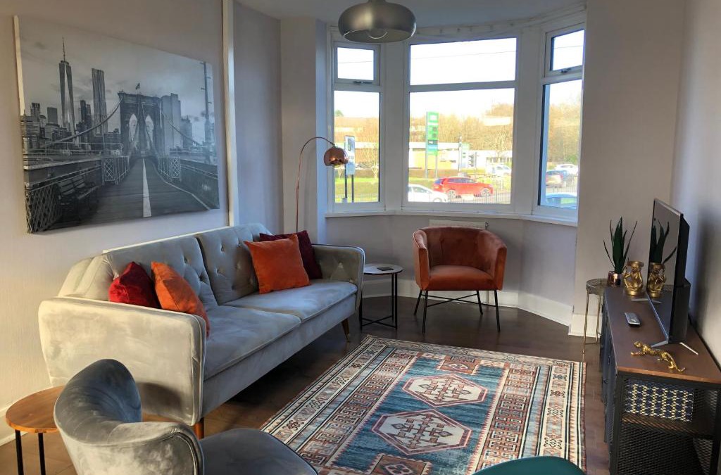 Coventry Apartment | Coventry Modern House, Private Parking, A45 A46, Sleeps 6, by EMPOWER HOMES
