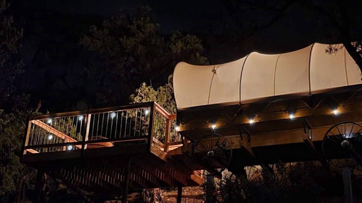 Hildale House | Covered Wagon with A/C at Zion View Camping