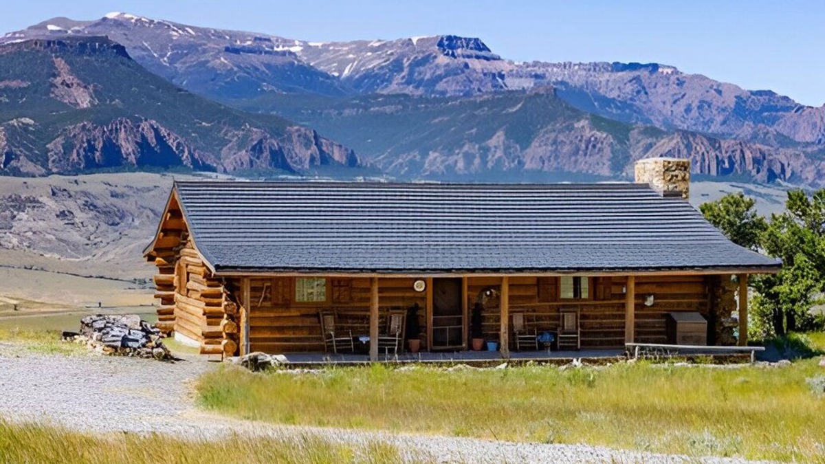 Cody Cabin | Cowboy Cabin in the Heaven
