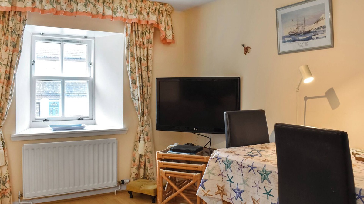 Stonehaven Cottage | Cowie Mill Apartment