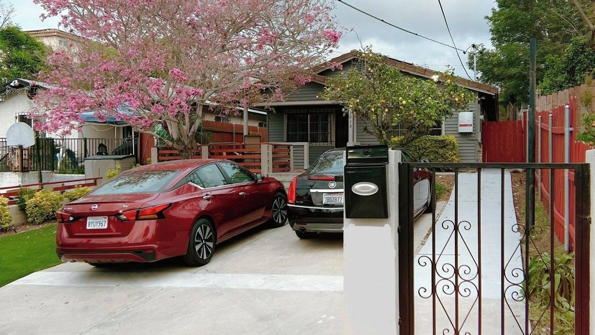 San Diego House | Cozy 1-bed, 1-bath, kitchenette Guest House in San Diego.