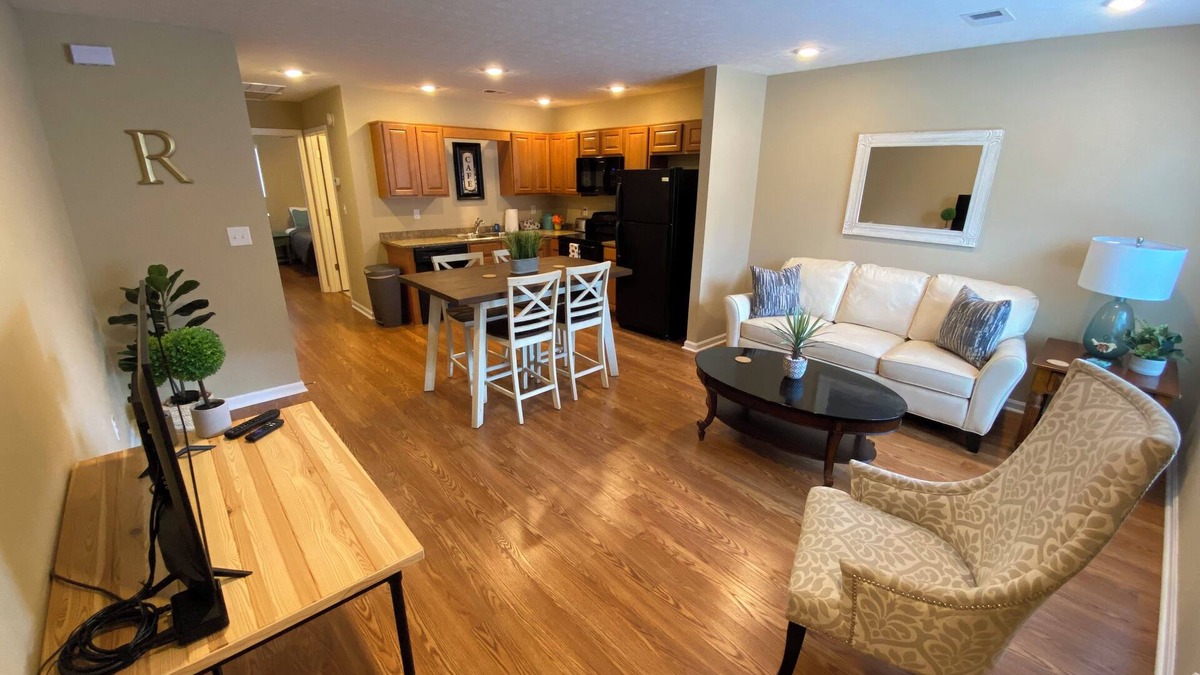 Elizabethtown Apartment | Cozy 1-bedroom apartment in marvelous Elizabethtown with AC, WiFi