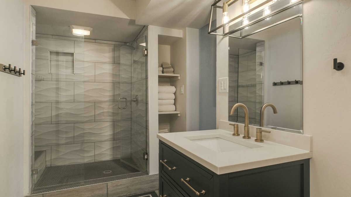 Victory Hills Apartment | Cozy 1-bedroom apartment in fabulous Albuquerque with AC, WiFi