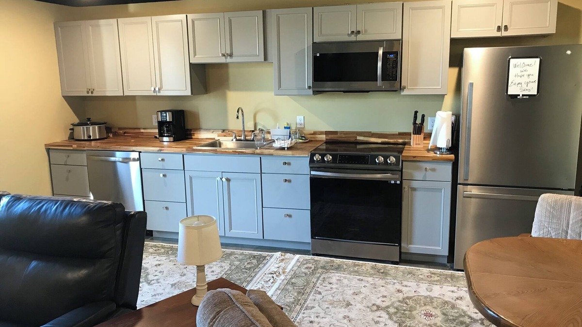 Devils Lake Cabin | Cozy 1-bedroom apartment in adorable Devils Lake