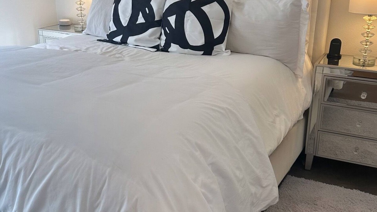 Little Tokyo Apartment | Cozy 1-bedroom apartment with AC, fitness room in downtown Los Angeles