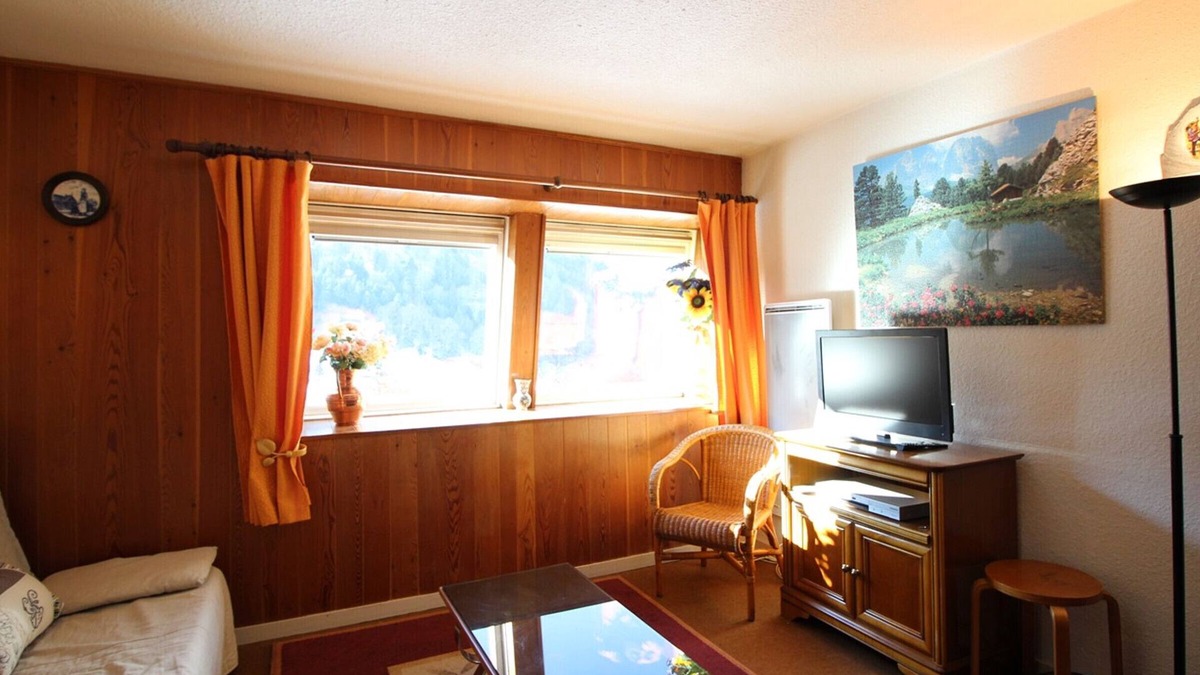 Mont-Dore Apartment | Cozy 1-Bedroom Apartment by Mont-Dore Slopes - Sleeps 6, Fully Equipped, No Pets