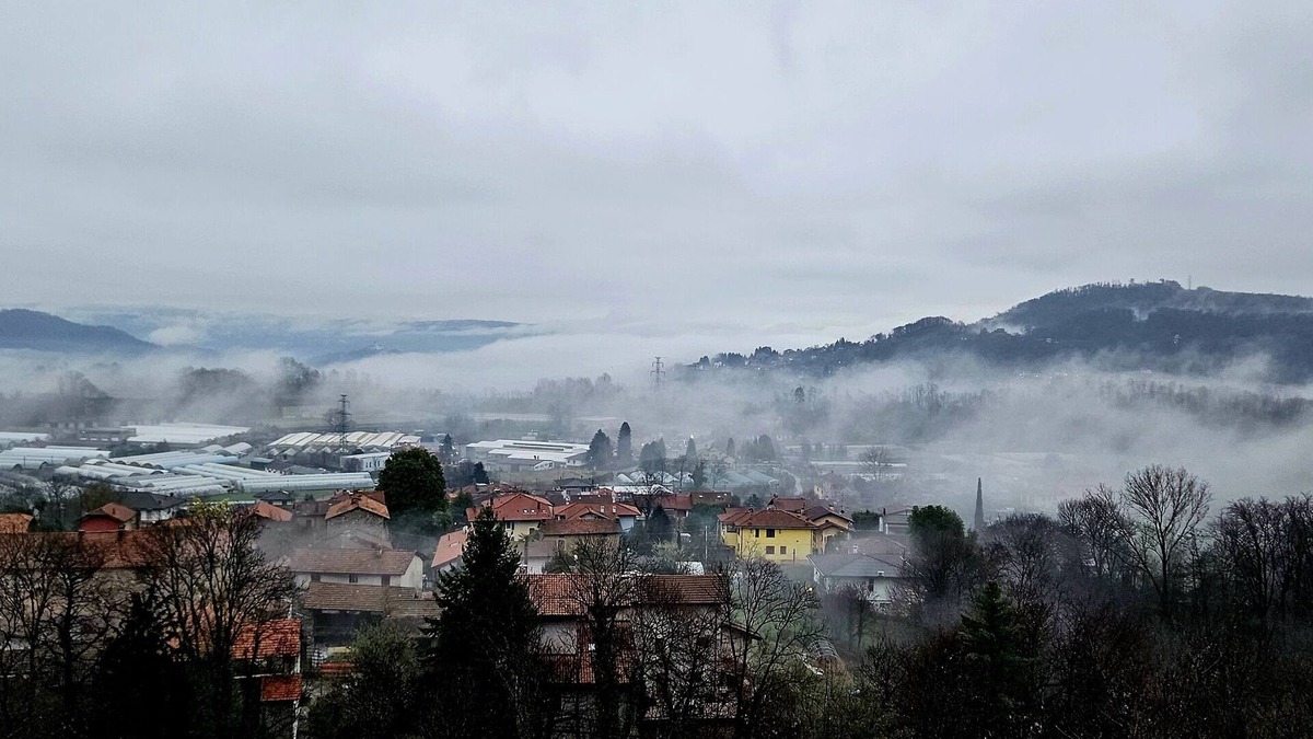 Tapigliano Apartment | Cozy 1-bedroom apartment with WiFi, AC in lovely Nebbiuno