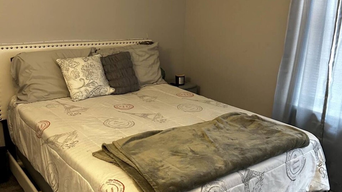 Hartford Apartment | Cozy 1-bedroom apartment in awesome Hartford with fitness room, WiFi