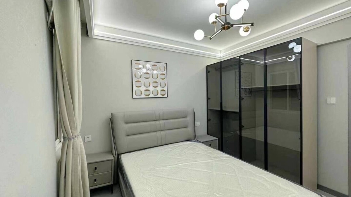 Weiyang Apartment | Cozy 1-bedroom apartment in fabulous Xi'an with WiFi, AC and beautiful Garden