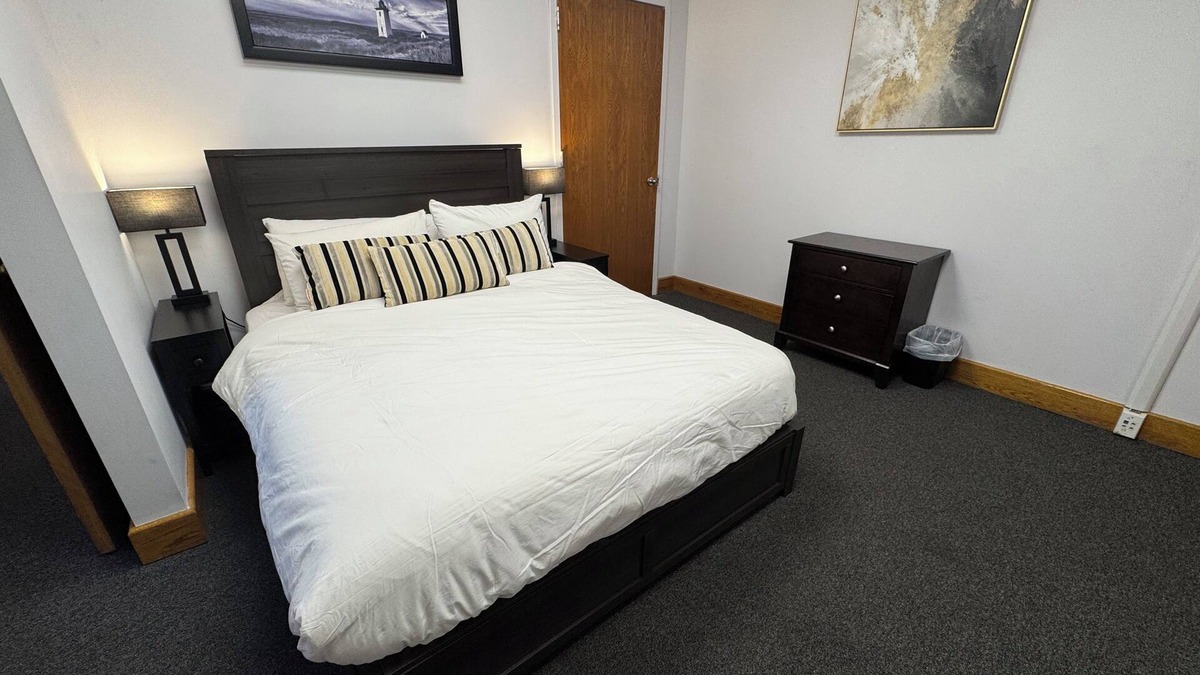 West Babylon Apartment | Cozy 1-bedroom apt in superb West Babylon with WiFi, Central AC/Heat, 2nd Floor
