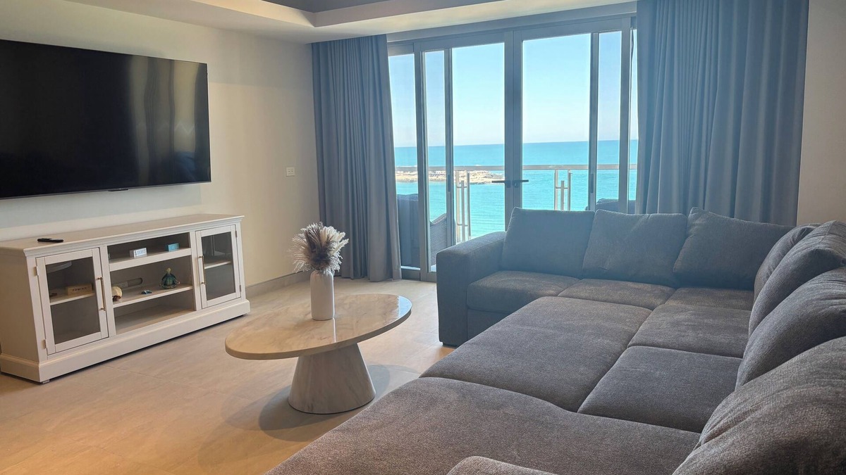 Ferrocarrilera Condo | Cozy 1-bedroom condo that sleeps 4, over 1,000 sqft living.