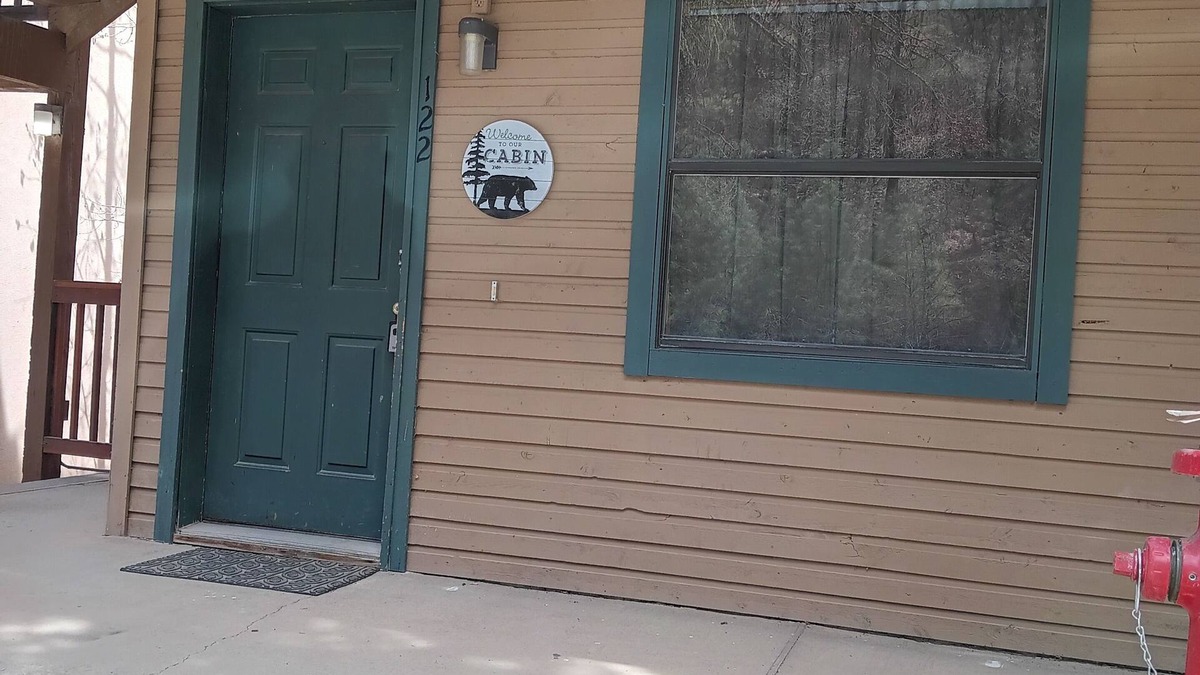 Ruidoso Condo | Cozy 1-bedroom condo with WiFi, AC in marvelous Ruidoso