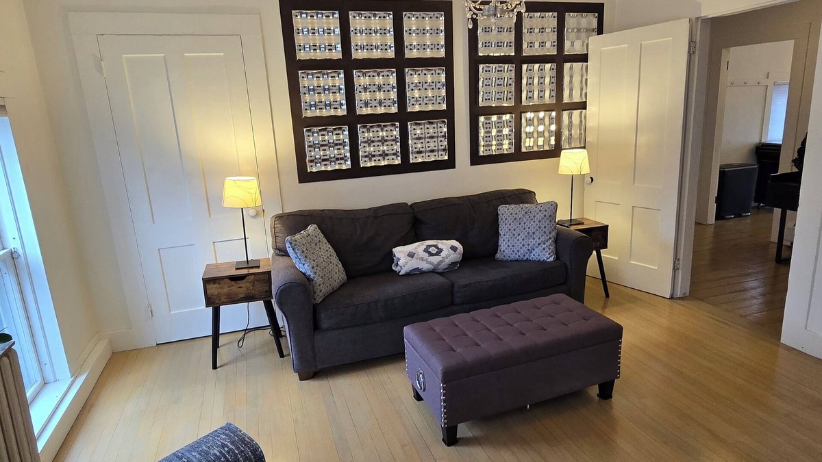 Newport Apartment | Cozy 1-bedroom Owners Apartment in downtown. Walk to main street.