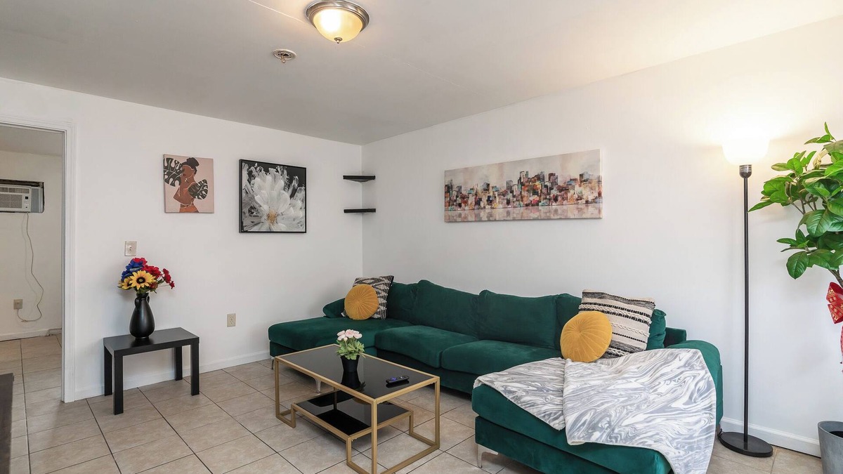 Northridge Apartment | Cozy 1-Bedroom Retreat in Dayton: Perfectly Located Near 3 Top Hospitals!