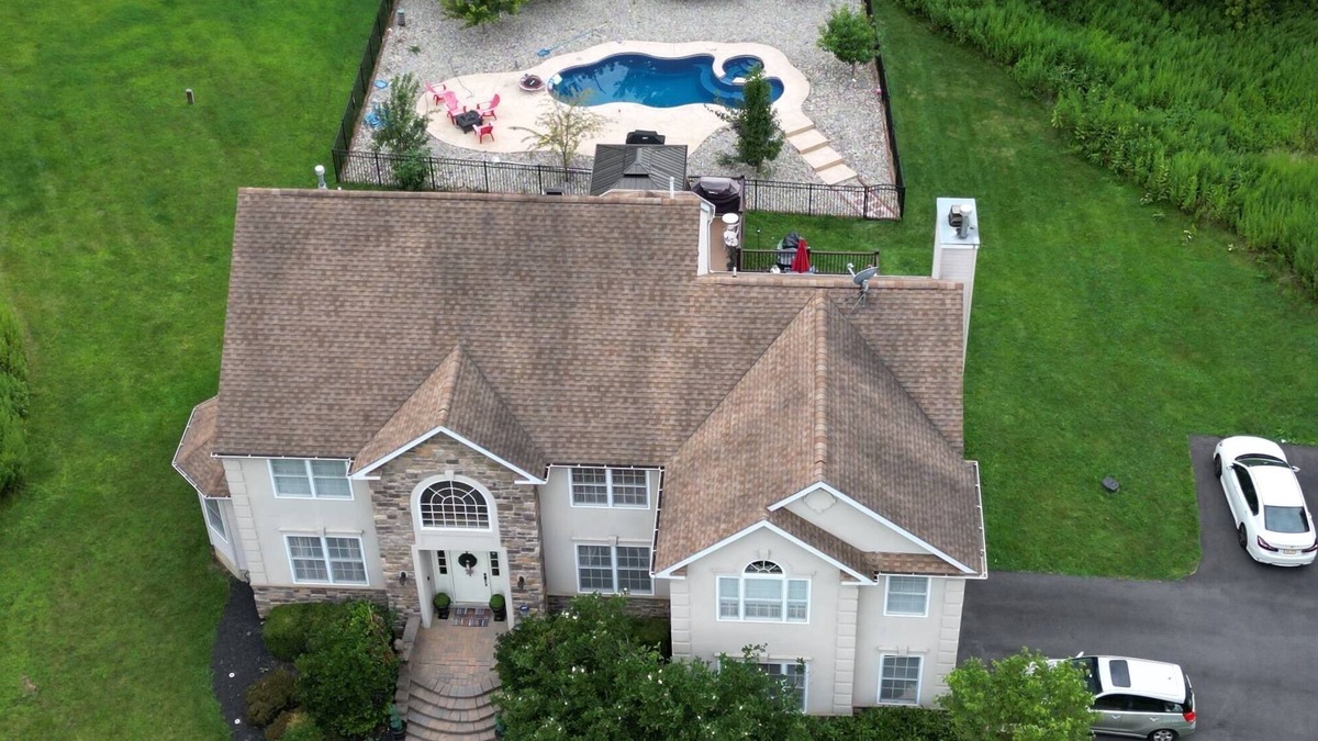 Finesville House | Cozy 1-bedroom suite with pool, and fitness room in a quiet neighborhood.