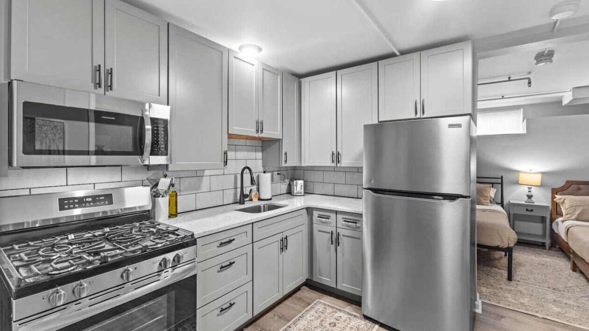 Winooski Apartment | Cozy 1BR in Winooski!