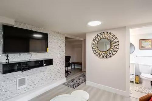 Oakland Apartment | Cozy 1BR near OAK Airport