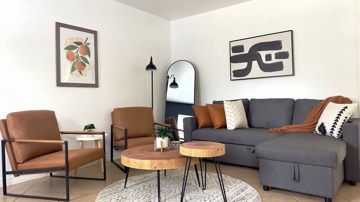 St. Cloud House | Cozy 2/1 Close to Theme Parks!