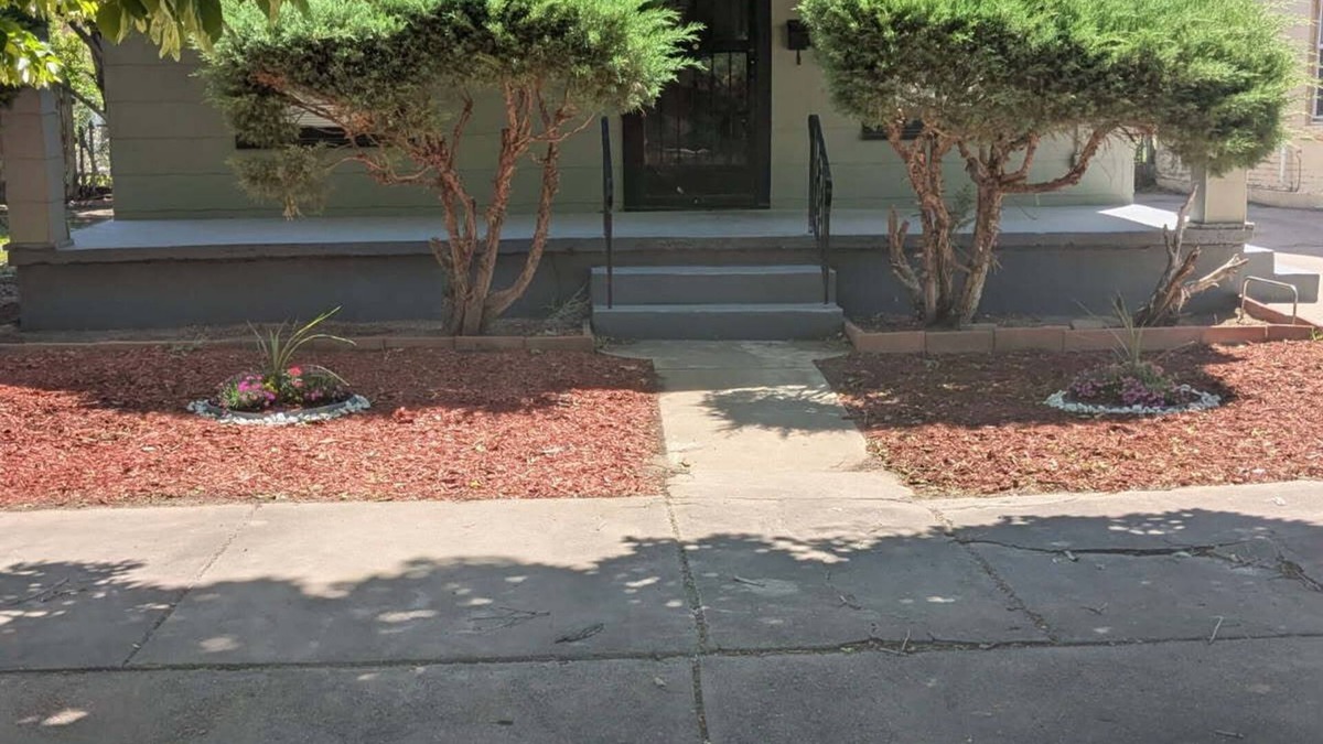 Pueblo House | Cozy 2 BDR Home Near Colorado State fairgrounds.