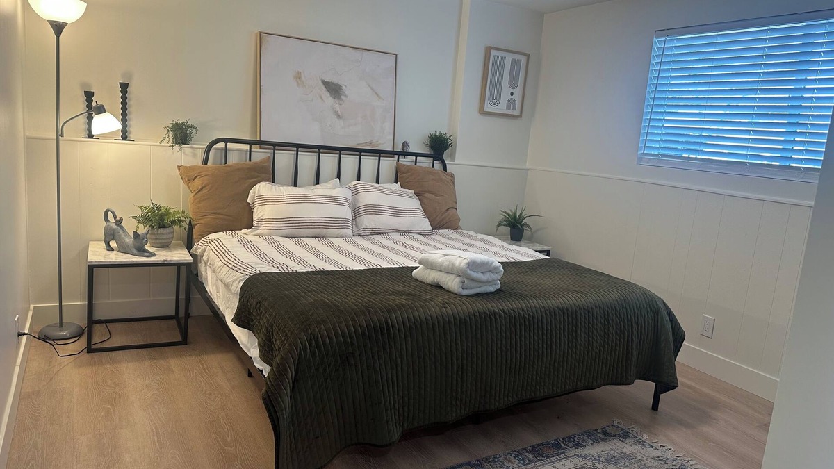 Taylorsville Apartment | Cozy 2-bedroom apartment in taylorsville with King bed, AC, fast WiFi
