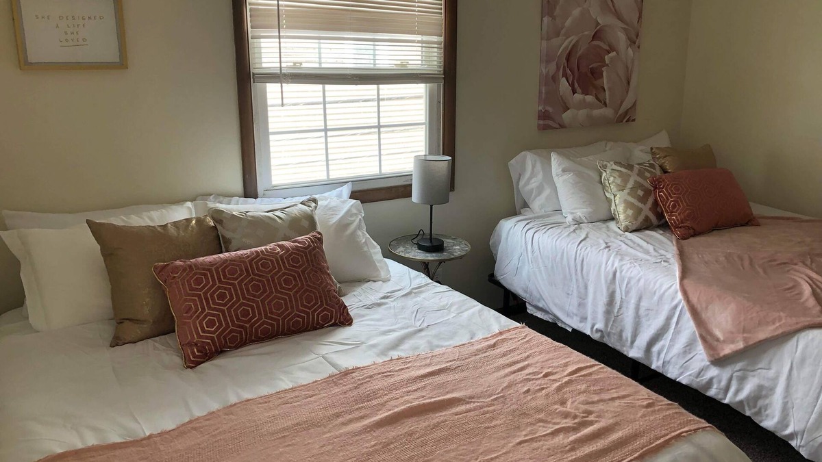 Pittsboro Apartment | Cozy 2-Bedroom Apartment - Close To It All!