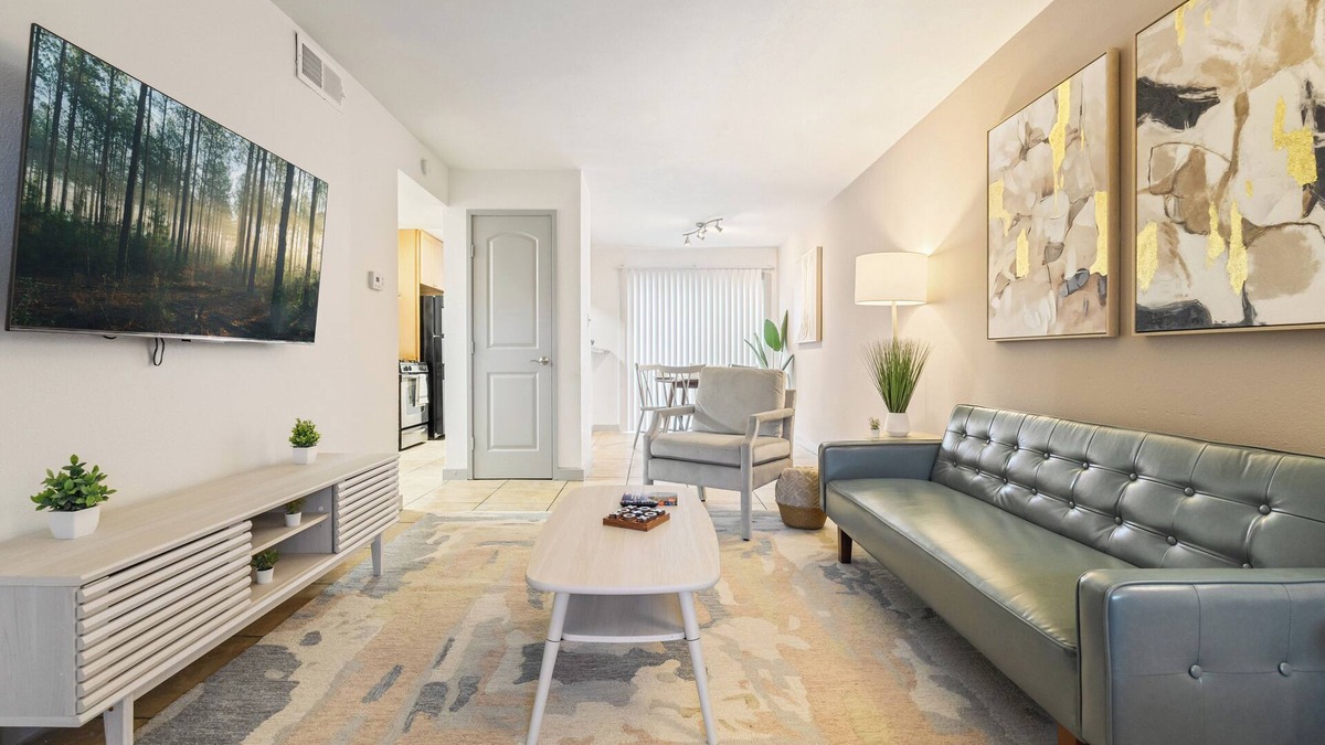 South Manchaca Apartment | Cozy 2-bedroom apartment in peaceful Austin with WiFi, AC