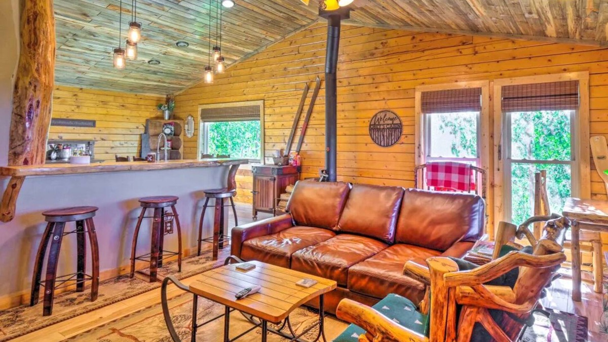 Indian Mountain Cabin | Cozy 2-bedroom cabin in marvelous Jefferson