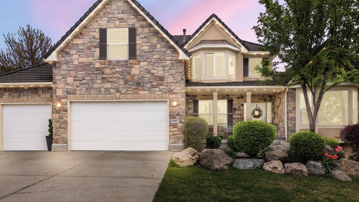Farmington House | Cozy 2-bedroom house in enjoyable Fruit Heights with WiFi, AC