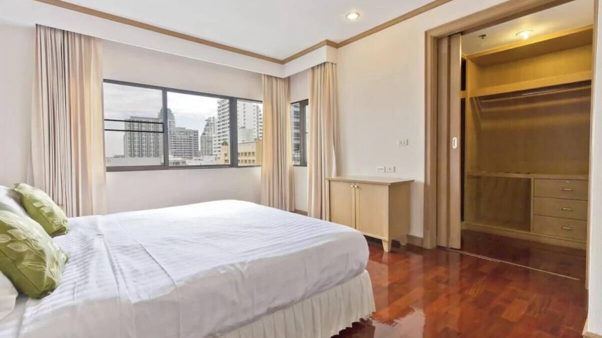 Thonglor Apartment | Cozy 2 Bedroom in the middle of Thong Lo