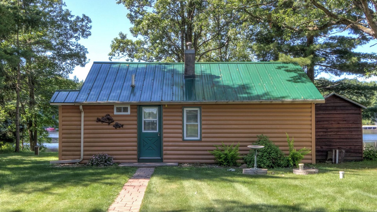 Holcombe Cottage | Cozy 2-Bedroom Lake Holcombe Cottage