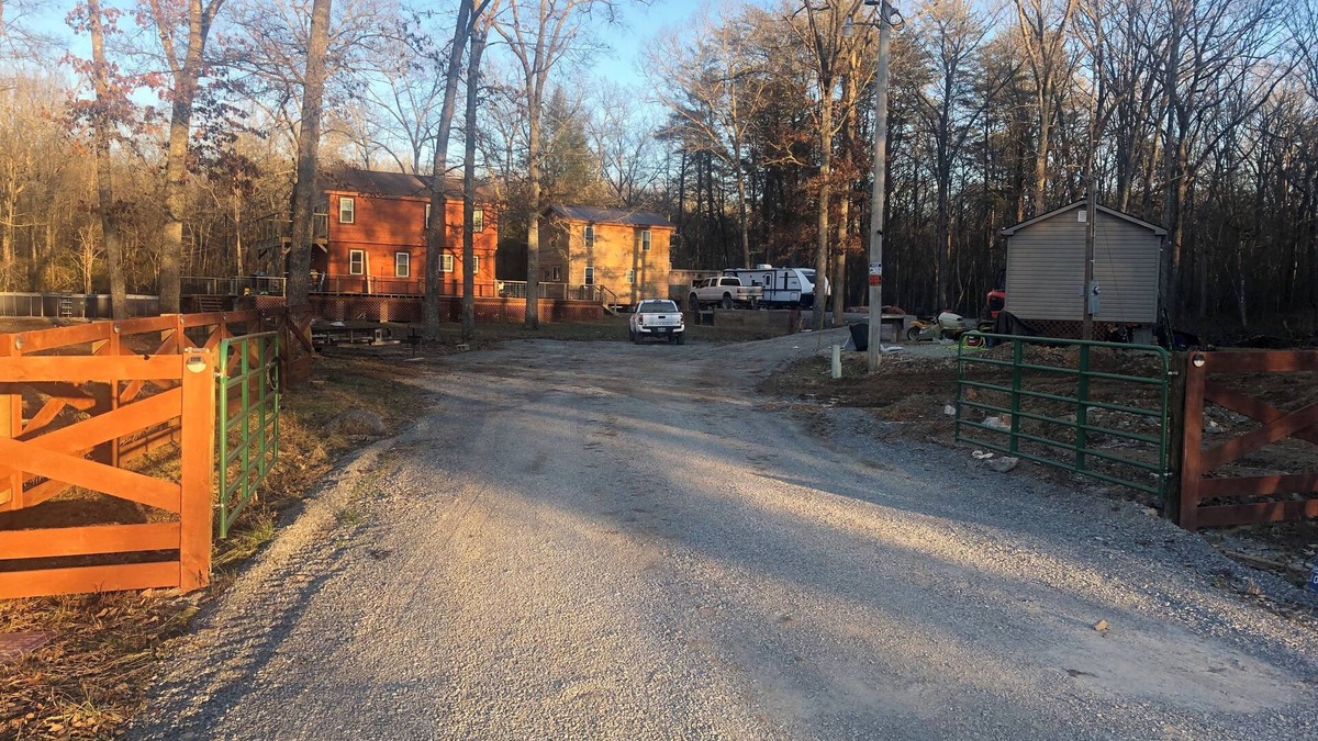 Pikeville Cabin | Cozy 2-bedroom/office cabin w/POOL, AC, WIFI on 35 Acres