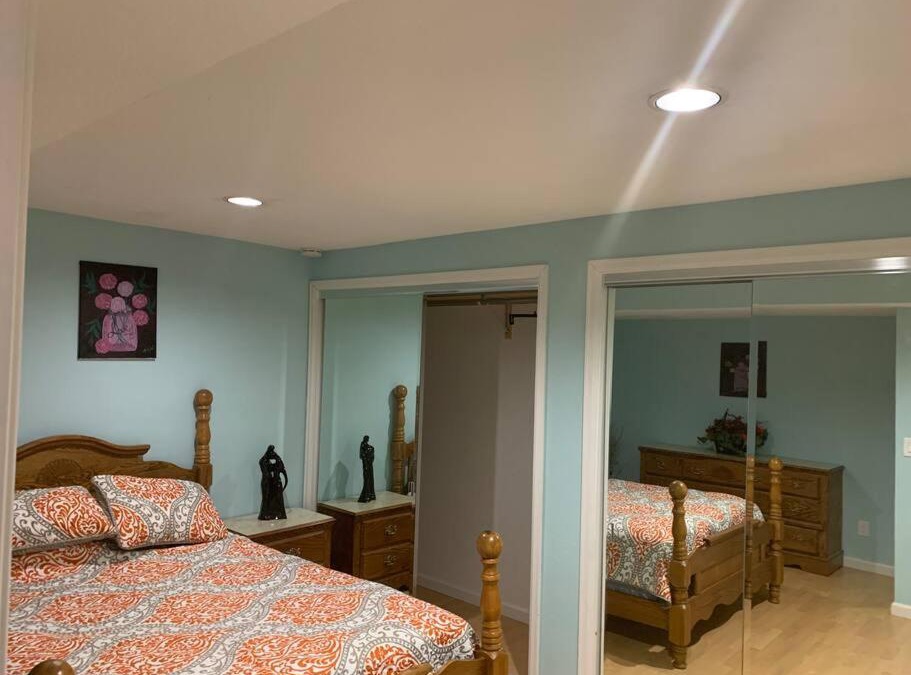 Aurora House | Cozy 2 bedroom place with mountain views!