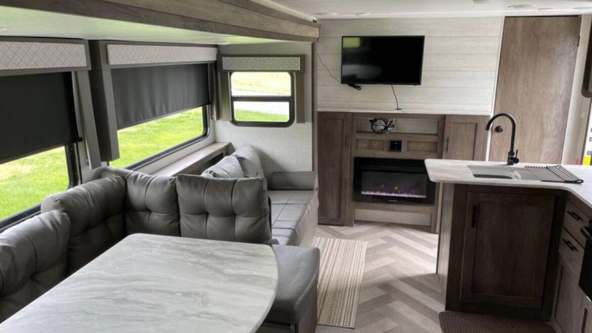 Kirkwood House | Cozy 2-bedroom RV with AC, heat, and WiFi in peaceful Kirkwood