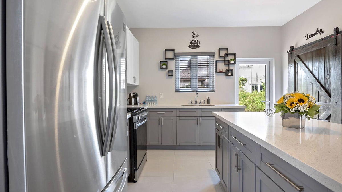 Bouvet Island House | Cozy 2-bedroom townhome in welcoming Nassau with WiFi, AC