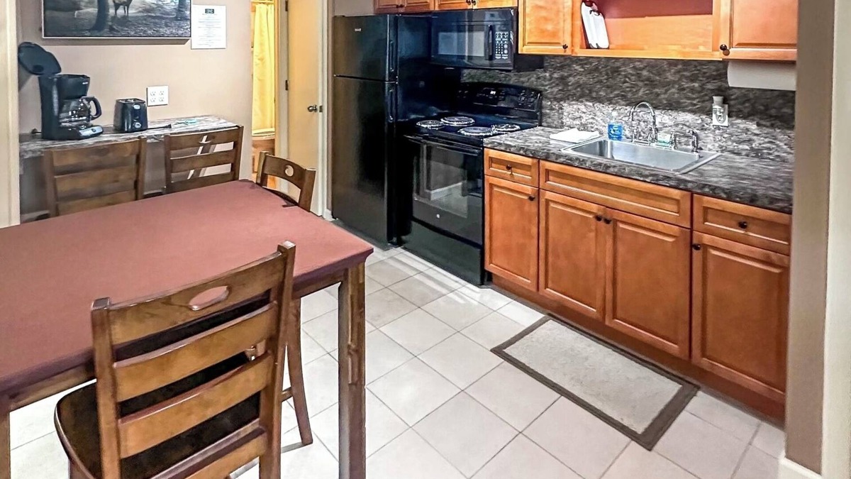 Stratton Condo | Cozy 2 Bedroom unit located 1-1/4 miles from Mt. Snow with gas fireplace #14