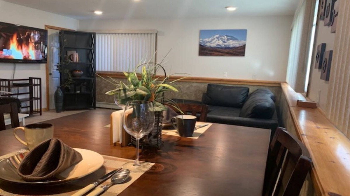 Scenic Foothills House | Cozy 2 Bedroom