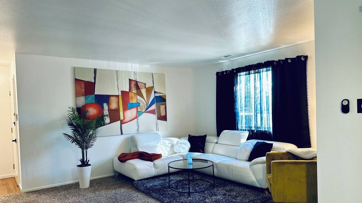 South Salt Lake Condo | Cozy 2-bedroom condo with AC, nestled in South Salt Lake City.