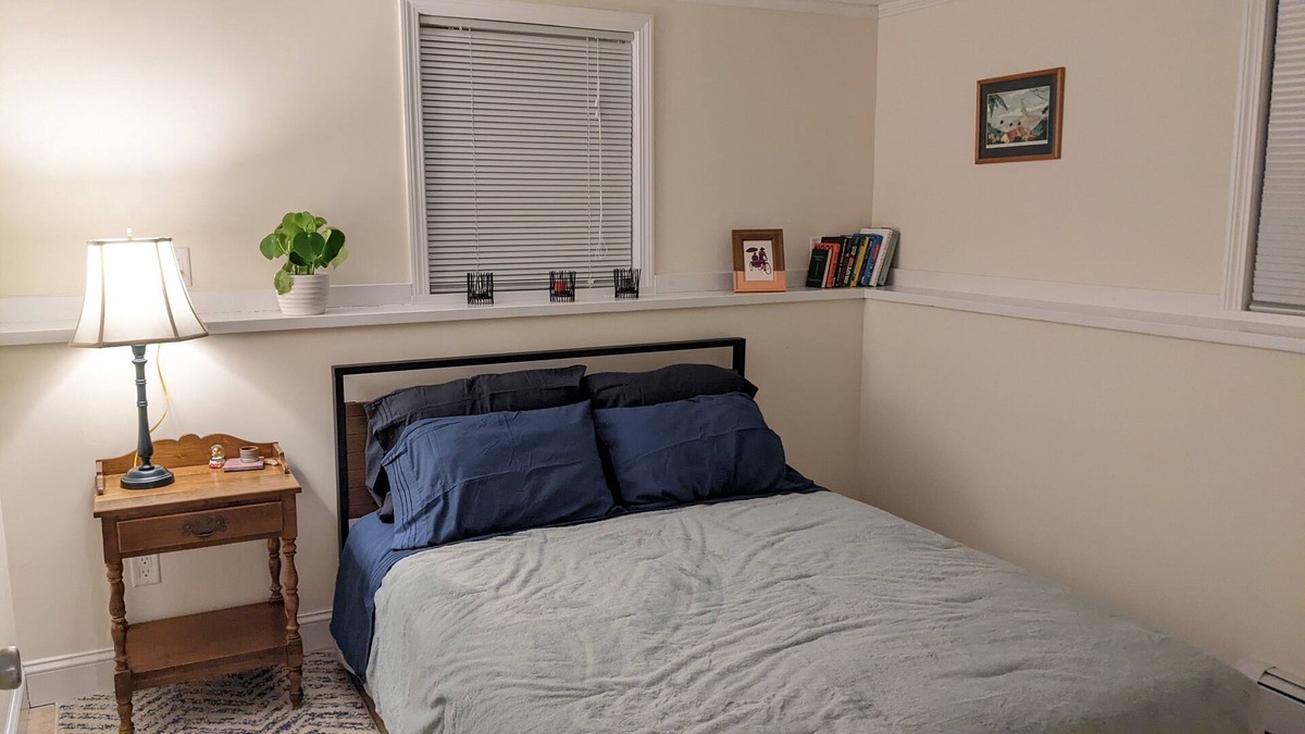 Huntington Apartment | Cozy 2 BR Attached Apt On The Huntington River