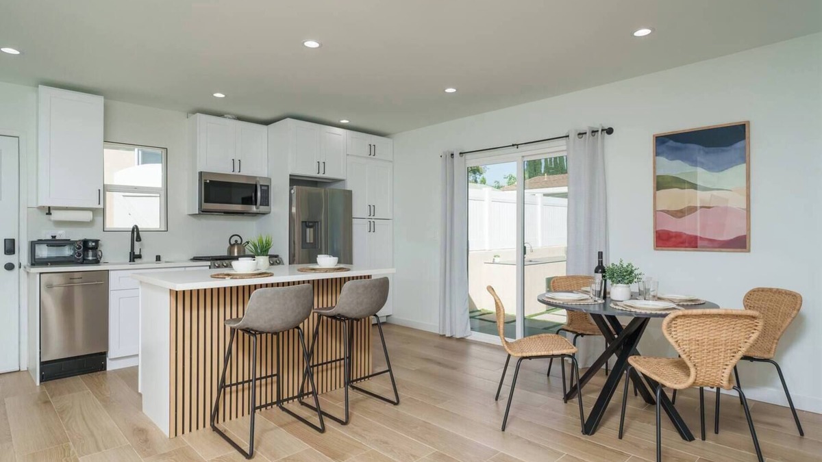 Crescenta Highlands House | Cozy 2BDR House with Fenced-in Yard