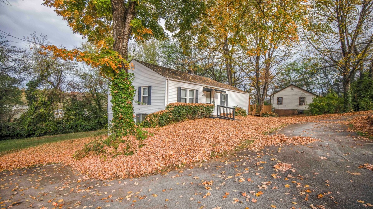 Rivertrace House | Cozy 2BR/1BA near Knoxville – ideal for relaxation and exploring the Smokies!