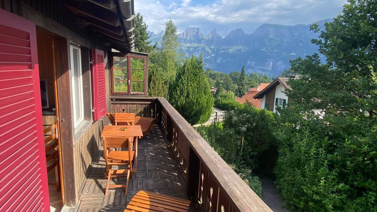 Flums Apartment | Cozy 2BR Apartment with Mountainview* Free Parking