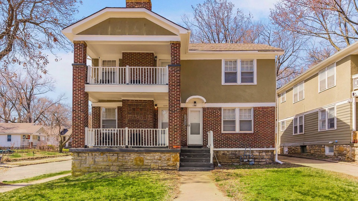 South Kansas City House | Cozy 2BR Near Hospitals, UMKC, Brookside, & Plaza