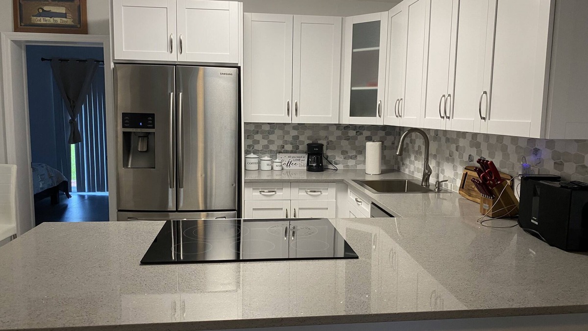 North Lauderdale House | Cozy 3/2 Home Near/HWY/Restaurant/FreeParking