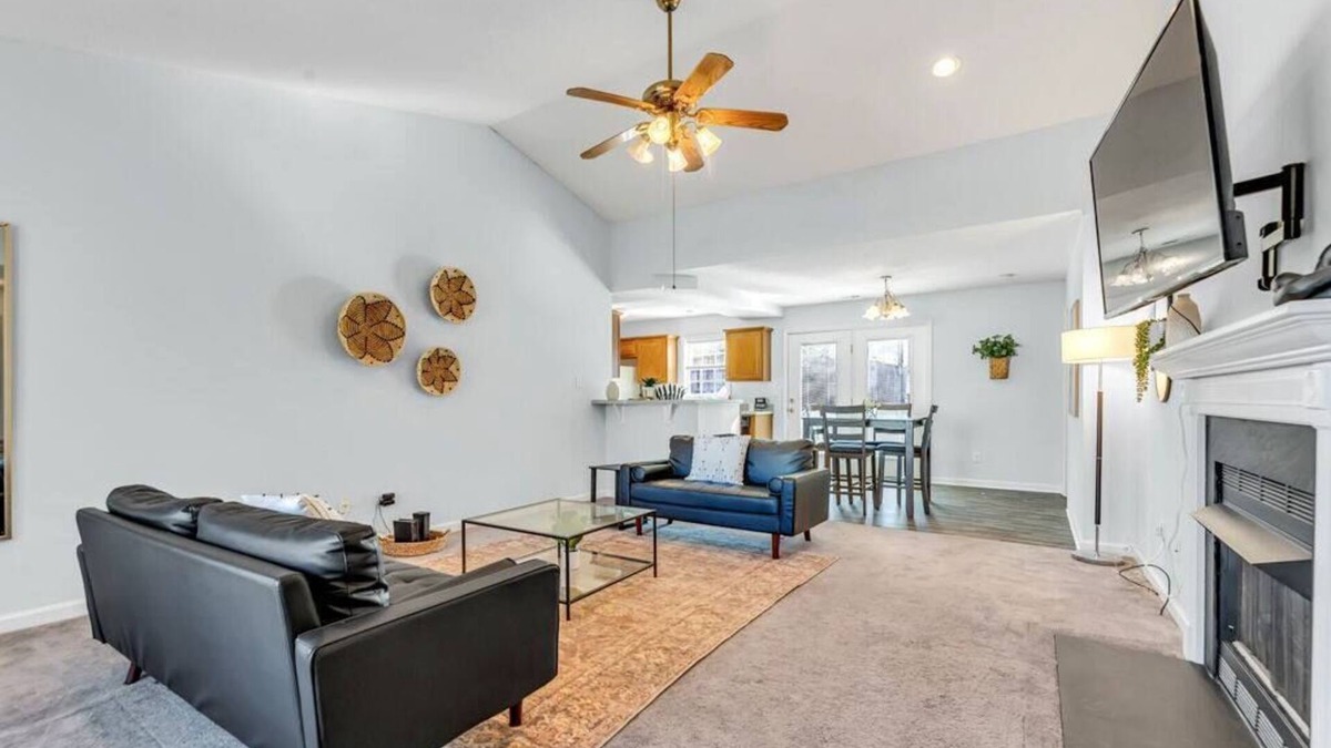 Kernersville House | Cozy 3 Bd, Garage, Patio, Fenced Yard, Self Chek-N