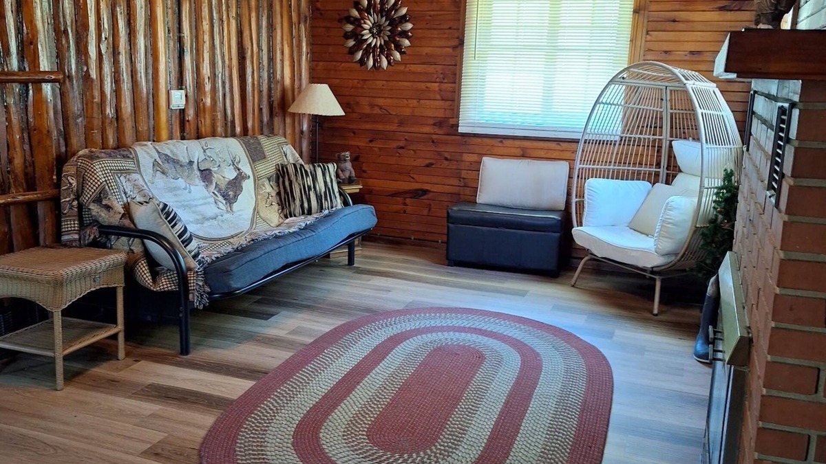 Milton Cabin | Cozy 3-bedroom cabin in charming Milton with AC